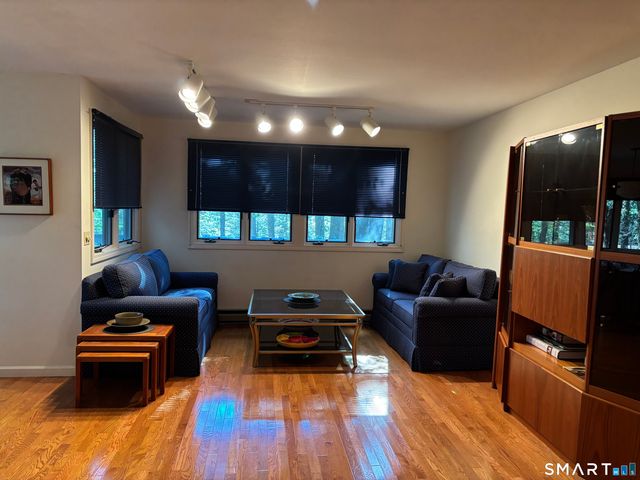 282 Cliffside Drive 282, Torrington, CT 06790