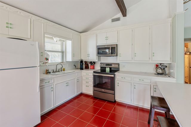 112 Greenwood Drive, Trinidad, TX 75163