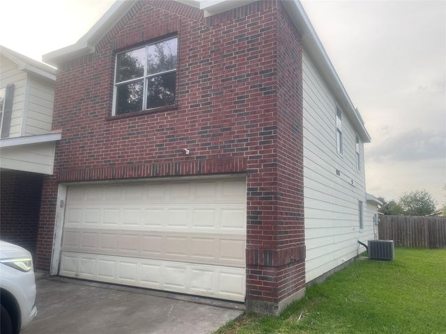 627 Sweet Flower Drive, Houston, TX 77073