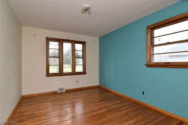 10881 Gregory Lane, North Royalton, OH 44133