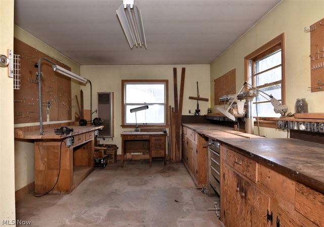 10881 Gregory Lane, North Royalton, OH 44133