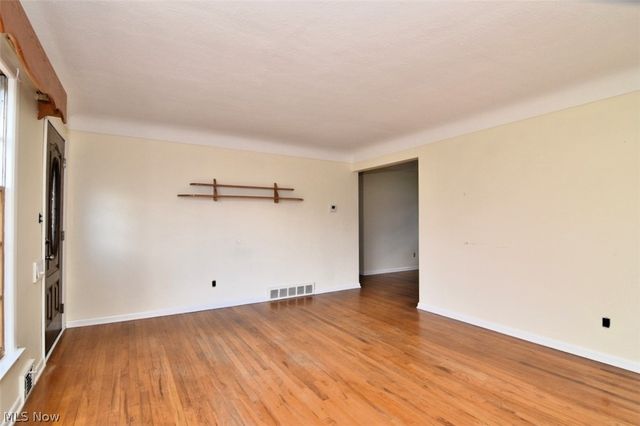 10881 Gregory Lane, North Royalton, OH 44133