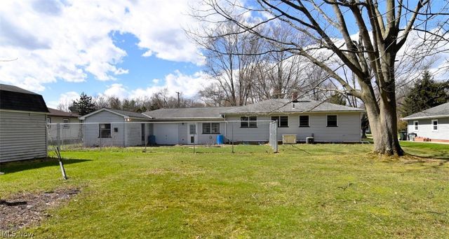 10881 Gregory Lane, North Royalton, OH 44133