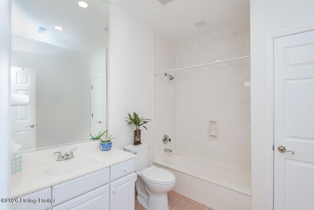 3436 Hurstbourne Ridge Blvd, Louisville, KY 40299