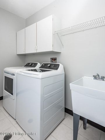3436 Hurstbourne Ridge Blvd, Louisville, KY 40299