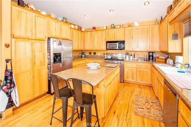 28248 Arbon Lane, Lake Arrowhead, CA 92352