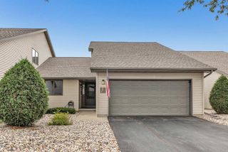 810 EAST RIVER DRIVE #E, De Pere, WI 54115
