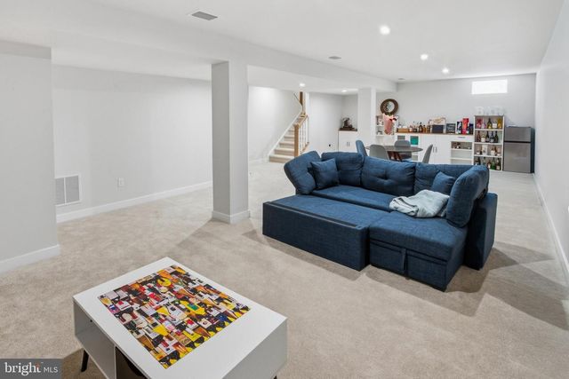 115 LANCASTER ST, Swedesboro, NJ 08085