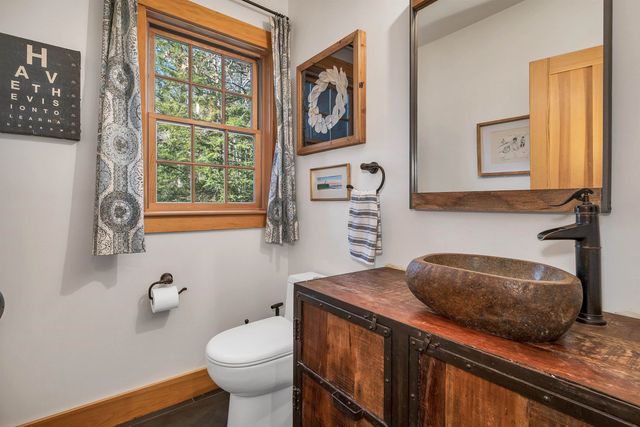 251A North Road, Deerfield, NH 03037