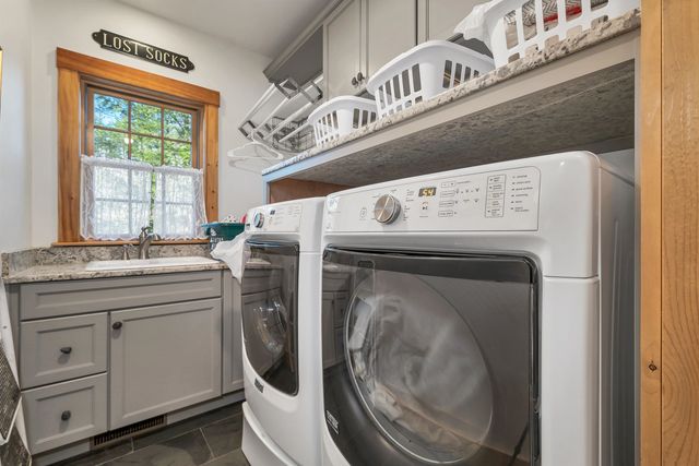 251A North Road, Deerfield, NH 03037