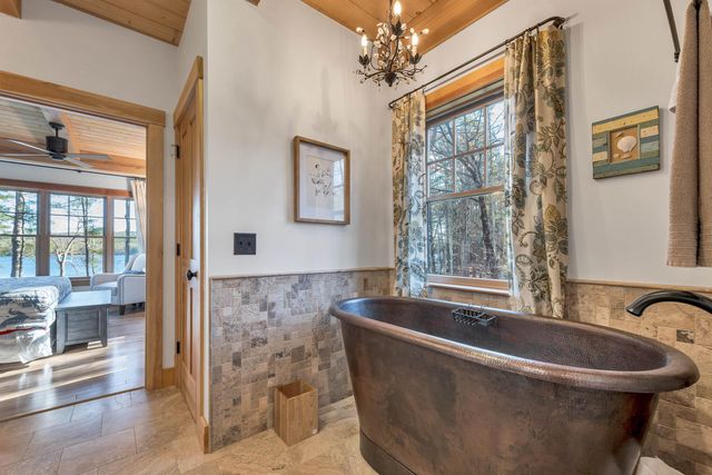 251A North Road, Deerfield, NH 03037