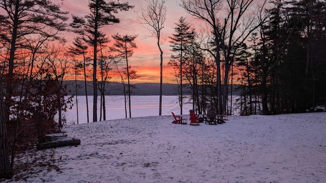 251A North Road, Deerfield, NH 03037