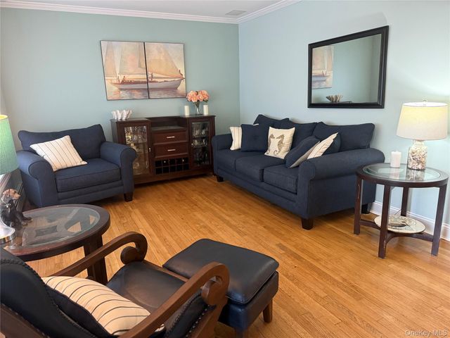 244 Ocean Avenue, Massapequa Park, NY 11762