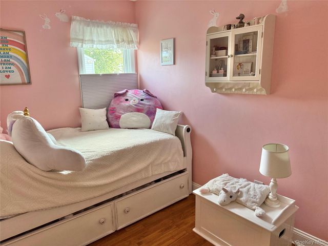244 Ocean Avenue, Massapequa Park, NY 11762