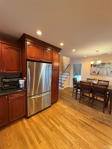 244 Ocean Avenue, Massapequa Park, NY 11762