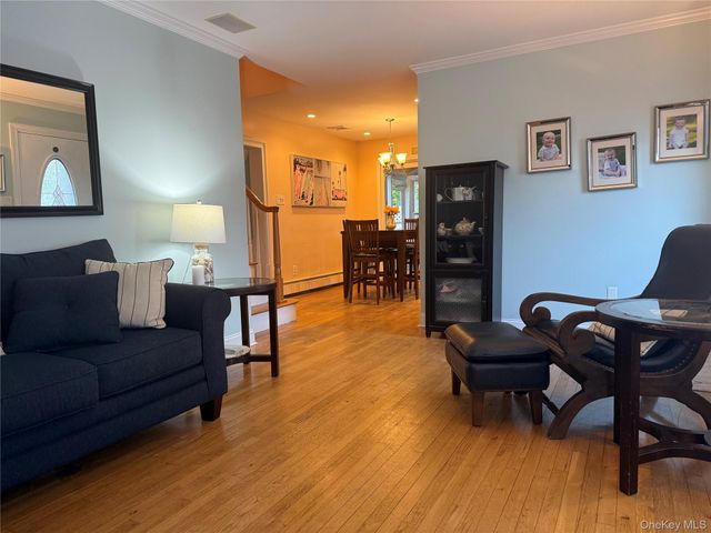 244 Ocean Avenue, Massapequa Park, NY 11762