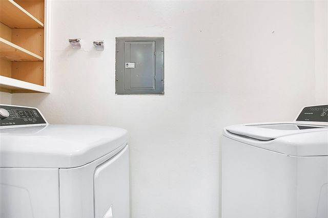 5540 DEVONBRIAR WAY 104, Orlando, FL 32822