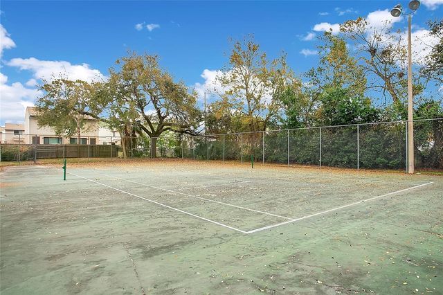 5540 DEVONBRIAR WAY 104, Orlando, FL 32822