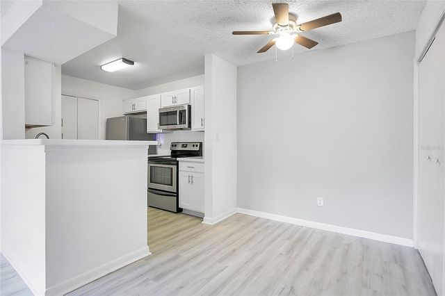 5540 DEVONBRIAR WAY 104, Orlando, FL 32822