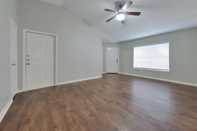 3150 Kelling Street, Houston, TX 77045