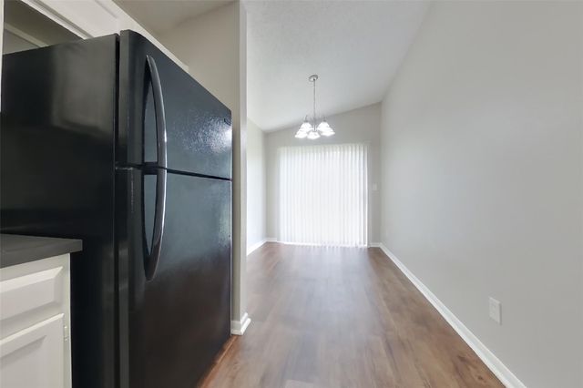 3150 Kelling Street, Houston, TX 77045