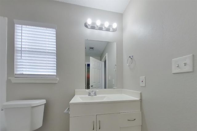 3150 Kelling Street, Houston, TX 77045