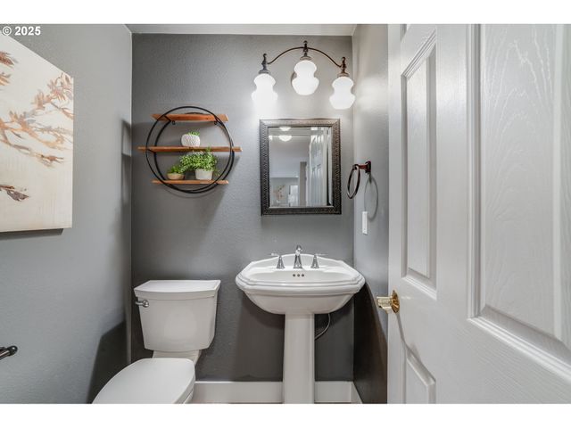 1224 ALYSSUM Ave, Forest Grove, OR 97116