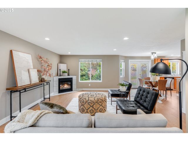 1224 ALYSSUM Ave, Forest Grove, OR 97116