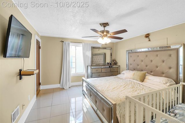 7656 Neckel Street, Dearborn, MI 48126