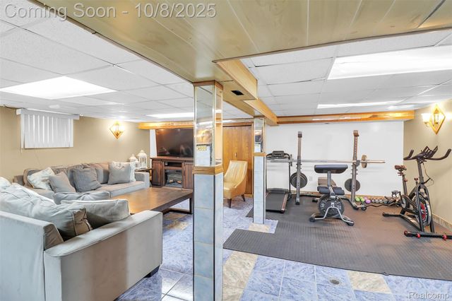 7656 Neckel Street, Dearborn, MI 48126