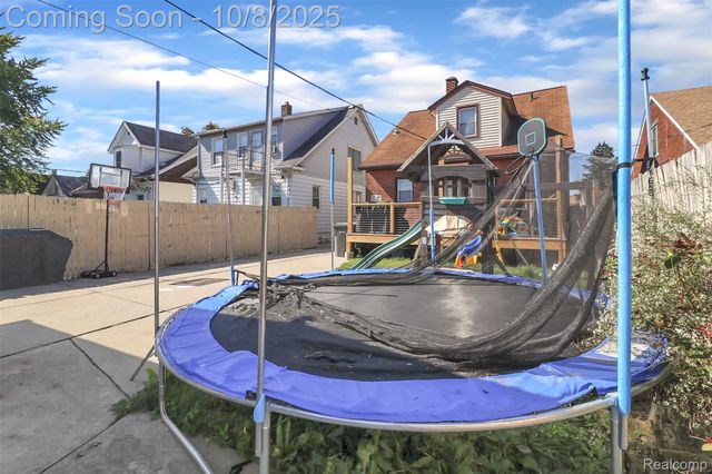 7656 Neckel Street, Dearborn, MI 48126