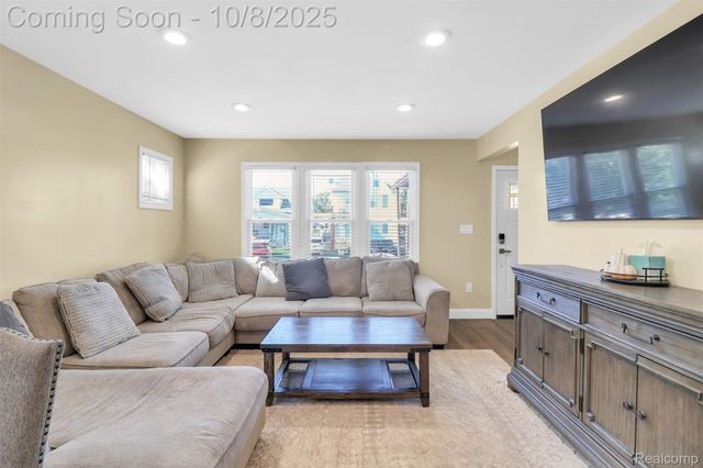 7656 Neckel Street, Dearborn, MI 48126