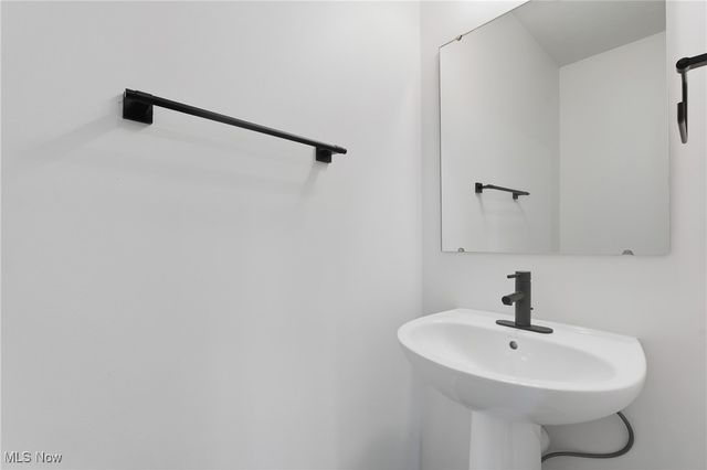 5626 Burlington Drive, Chippewa Lake, OH 44215