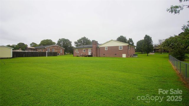 112 White Plains Drive, Kings Mountain, NC 28086