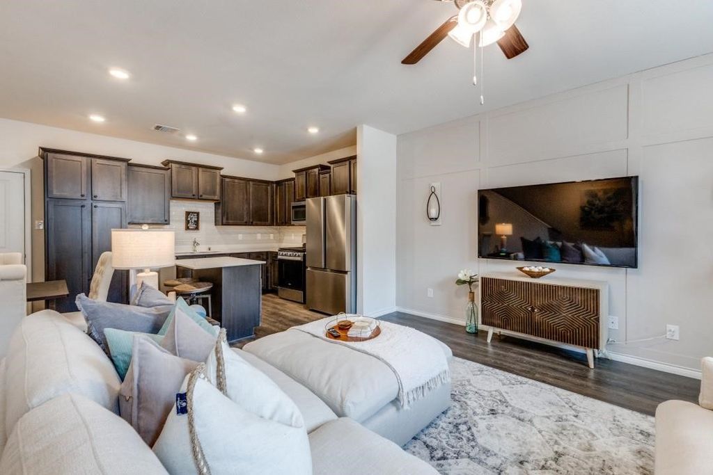 2104 Steer Creek Place, Mesquite, TX 75149