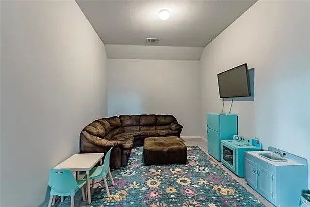 1249 Meridian, Forney, TX 75126