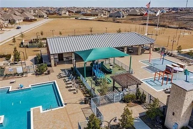1249 Meridian, Forney, TX 75126