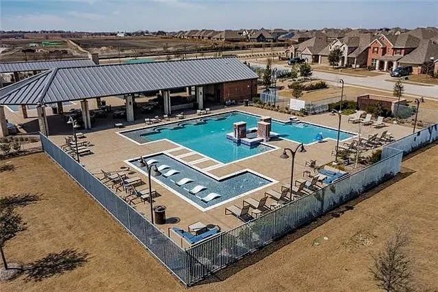 1249 Meridian, Forney, TX 75126