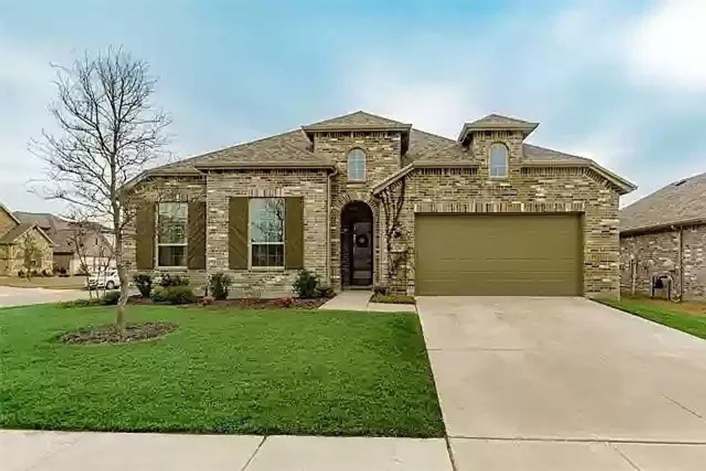 1249 Meridian, Forney, TX 75126