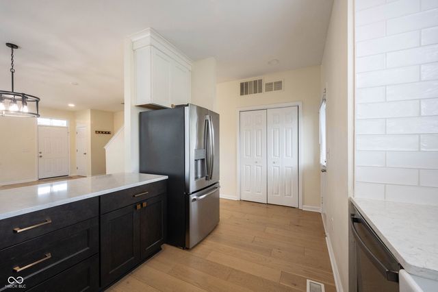 2410 Central Avenue, Indianapolis, IN 46205