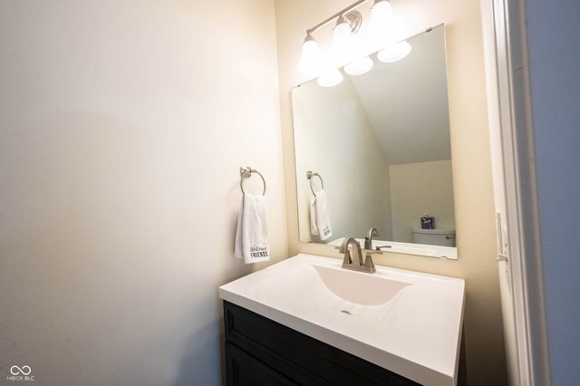 2410 Central Avenue, Indianapolis, IN 46205