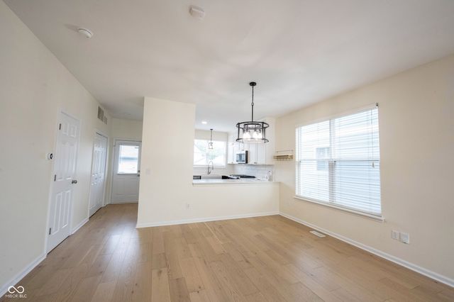 2410 Central Avenue, Indianapolis, IN 46205