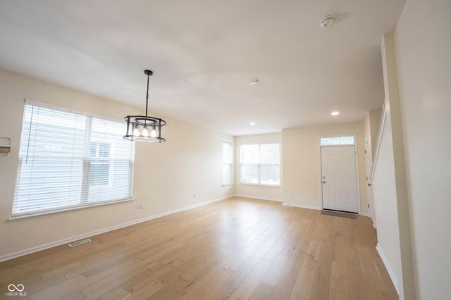 2410 Central Avenue, Indianapolis, IN 46205