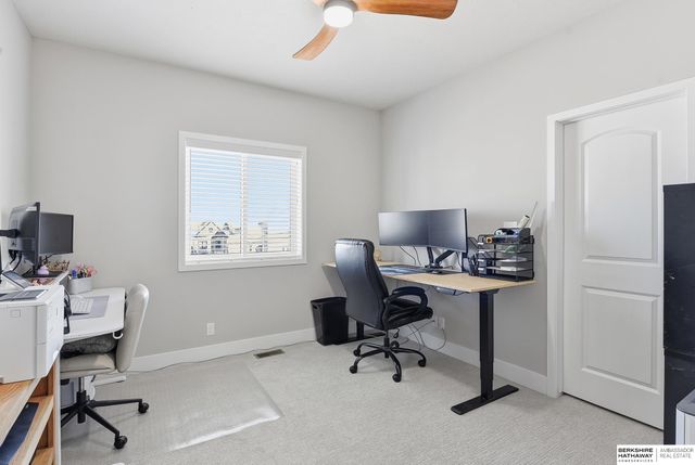 10211 S 191st Avenue, Omaha, NE 68136