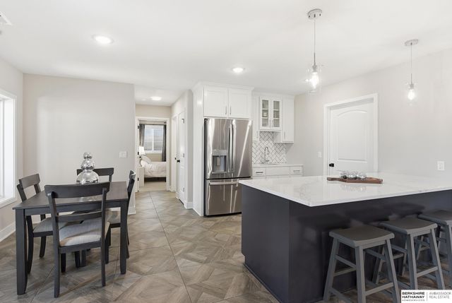 10211 S 191st Avenue, Omaha, NE 68136