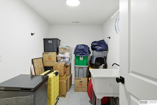 10211 S 191st Avenue, Omaha, NE 68136