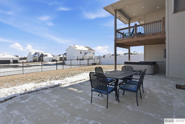 10211 S 191st Avenue, Omaha, NE 68136