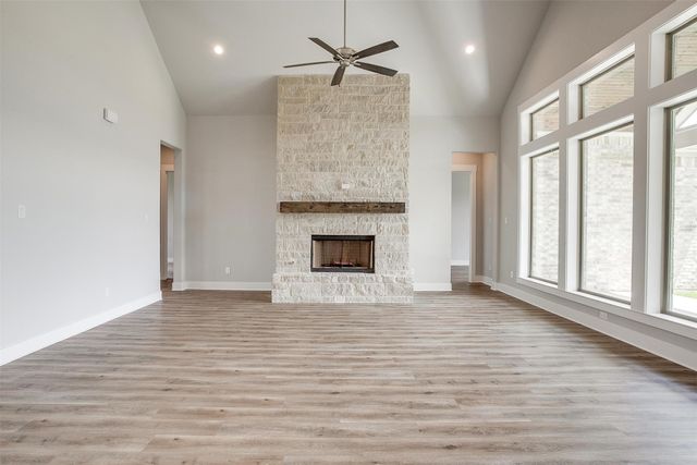 131 Aria Drive, Waxahachie, TX 75165