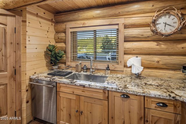 6645 W LEONARD Lane, Flagstaff, AZ 86001