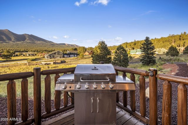 6645 W LEONARD Lane, Flagstaff, AZ 86001